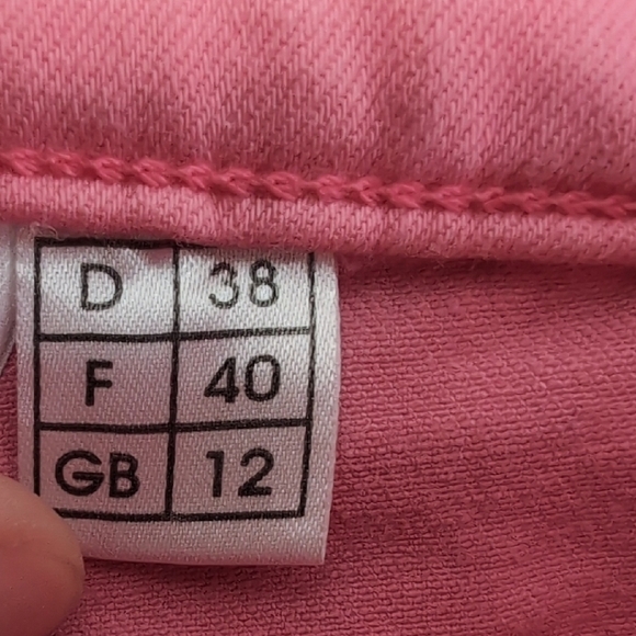 Elegance Paris | Vibrant Baby Pink Stretchy Skinny Jeans with Sleek Fit Size 8 - Picture 13 of 13